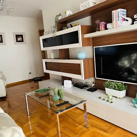 Piso Millenium 아파트 리돈델라